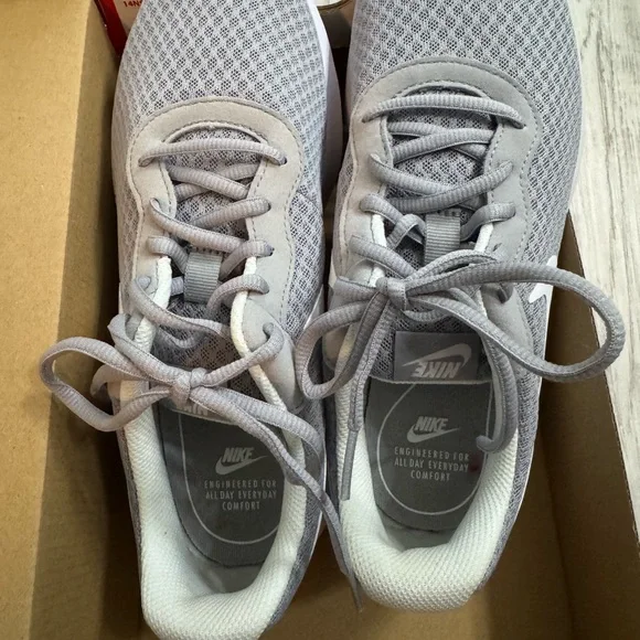Nike Gray and White Athletic Shoes - Picture 5 of 6